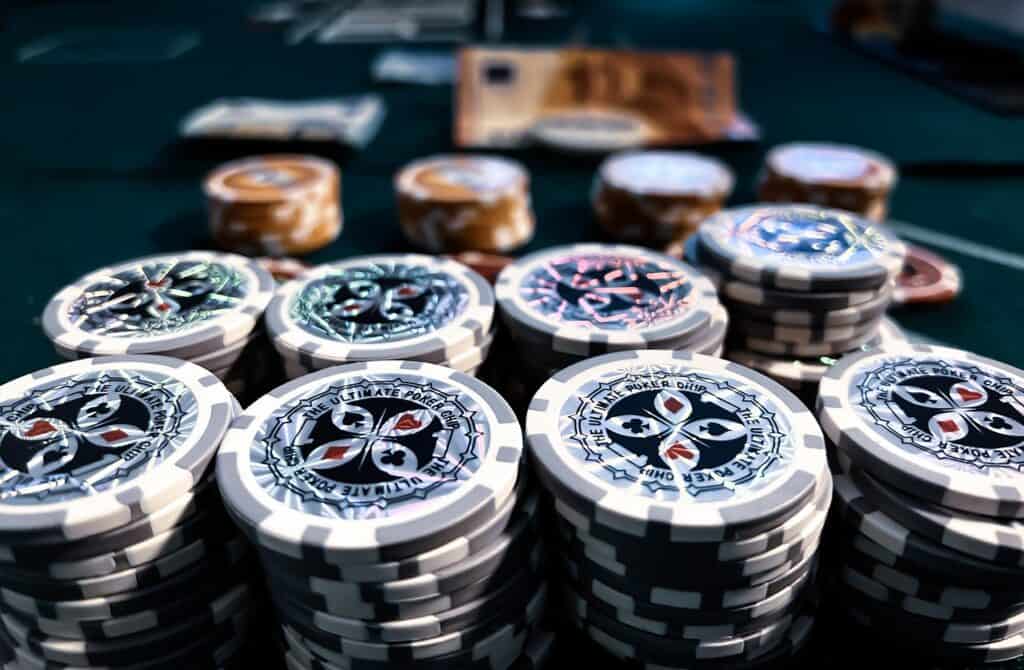 Vår erfaring med Betstro sine tjenester, casino og odds. Pokerchips.